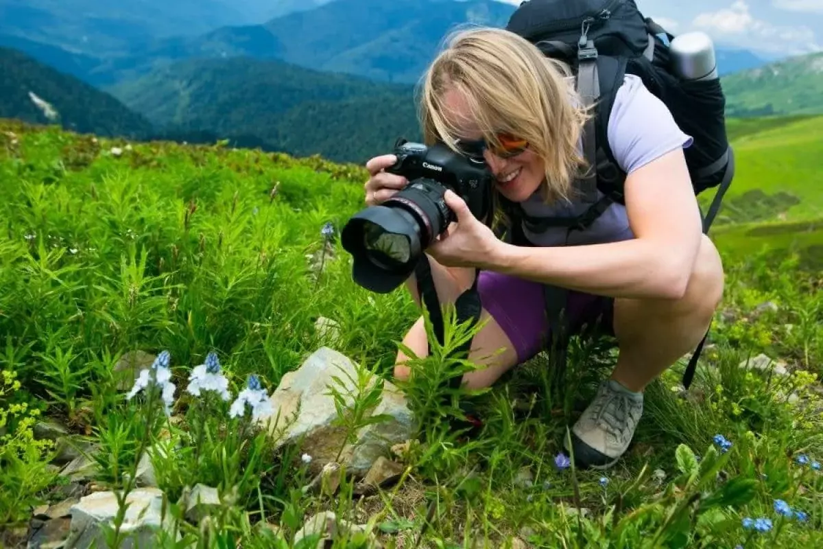 Eco-tours with training for conscious travelers